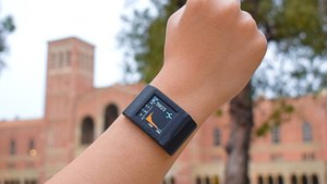 The smartwatch in sticker form will monitor our functions