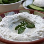 Smaruj nim chleb zamiast masłem. Jelita będą lepiej pracować, zadbasz też o zęby i kości  