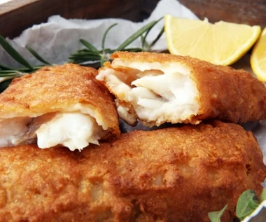 Śmiało możesz zrobić na wigilię zamiast karpia. Jest soczysty i prawie nie ma ości