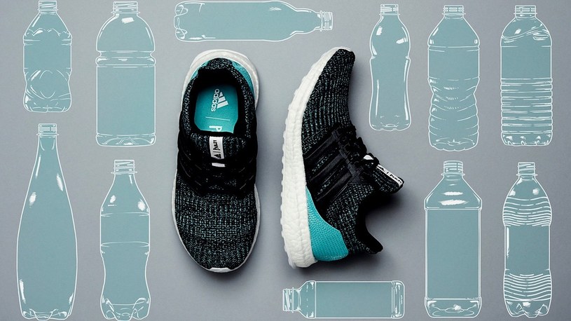 „Śmieciowa” odzież i obuwie od Adidasa sprzedają się jak świeże bułeczki /Geekweek