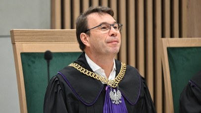 Śmierć 25-latka w izbie wytrzeźwień we Wrocławiu. Sąd obniżył wyrok dla sprawców