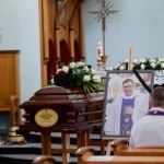 "Śmierć ks. Grzegorza nie może w nas budzić nienawiści". Pogrzeb proboszcza z Kłobucka