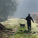 Śmierć na łąkach Milejowa. Myśliwemu, który zastrzelił kolegę, grozi dożywocie