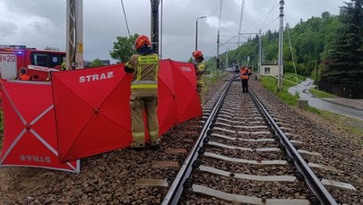 Śmierć na torach. Pociąg potrącił kobietę w Białym Dunajcu