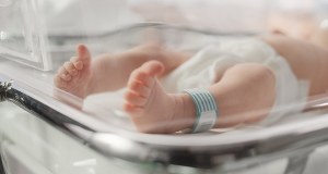 Śmierć pięciomiesięcznego chłopca. Szokujące ustalenia biegłych