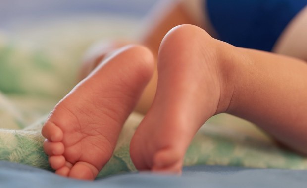 Śmierć piętnastomiesięcznej dziewczynki. Są wyniki sekcji zwłok