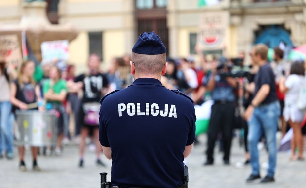 Śmierć podczas interwencji policji na Żoliborzu. Mężczyzna spadł z trzeciego piętra