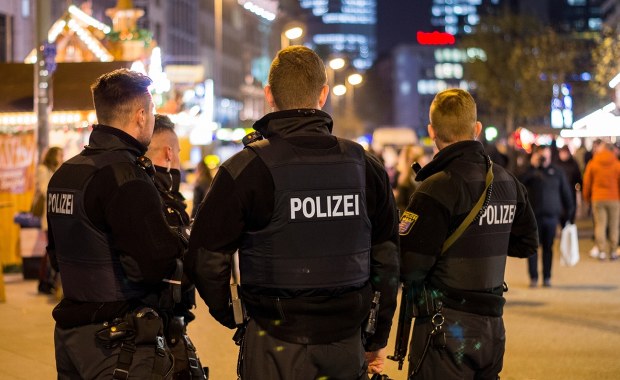 Śmierć Polaka na niemieckiej autostradzie. Dwie osoby zatrzymane po obławie