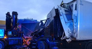 Śmierć przy wymianie koła. Poranna tragedia na A2