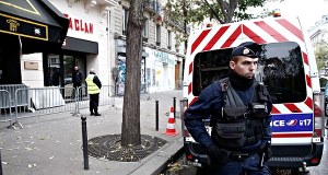 Śmierć rosyjskiego dziennikarza w Paryżu. Śledczy mają wątpliwości