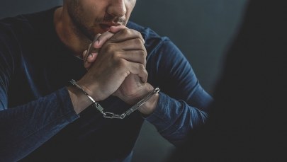 Śmierć siedmiomiesięcznego chłopca. Zarzuty dla ojca