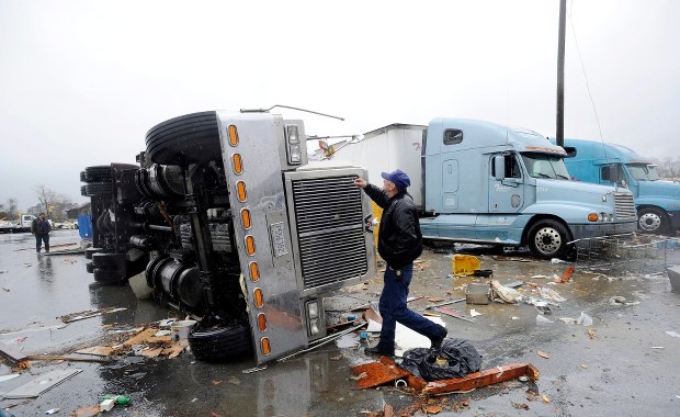 Śmiertelne tornado w USA. 2 osoby nie żyją