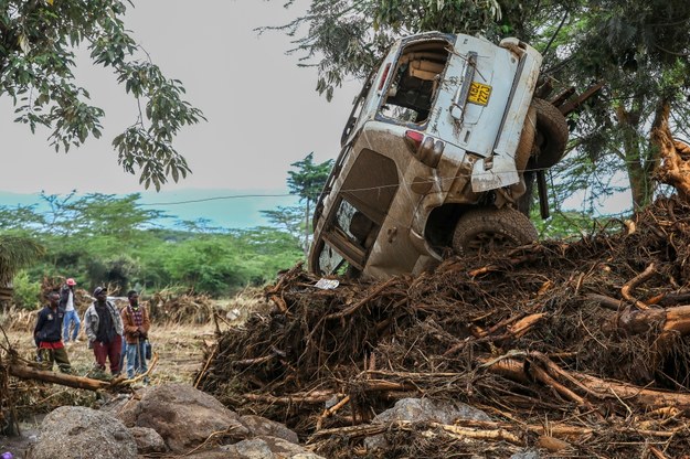 Śmiertelne w skutkach powodzie w Kenii /DANIEL IRUNGU  /PAP/EPA