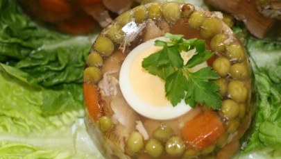 Śmiertelne zatrucie galaretą w Nowej Dębie. Co ustalono?