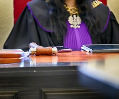 Śmiertelnie potrącił własne dziecko. Złagodzony wyrok dla ojca