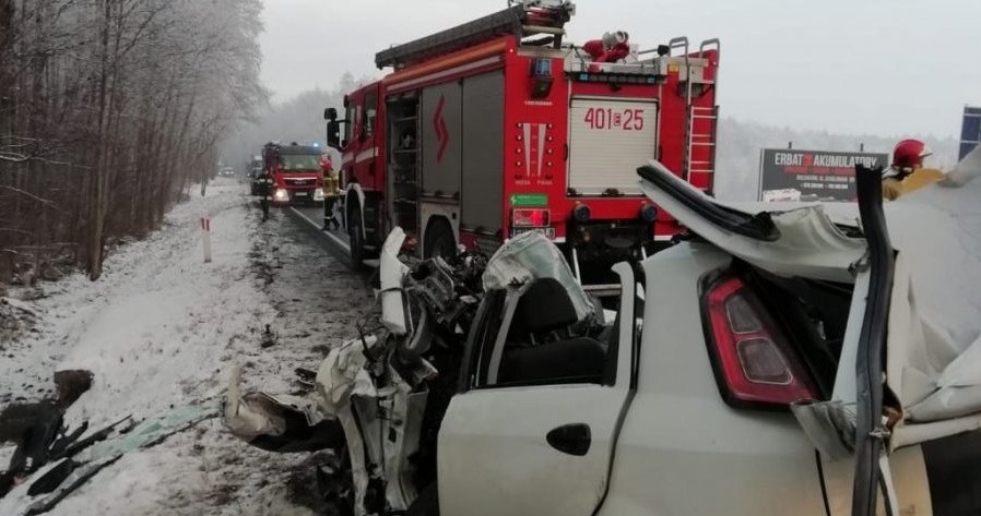 Śmiertelny wypadek na K-74 w miejscowości Wielopole /Policja