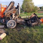Śmiertelny wypadek na przejeździe kolejowym w Tryńczy