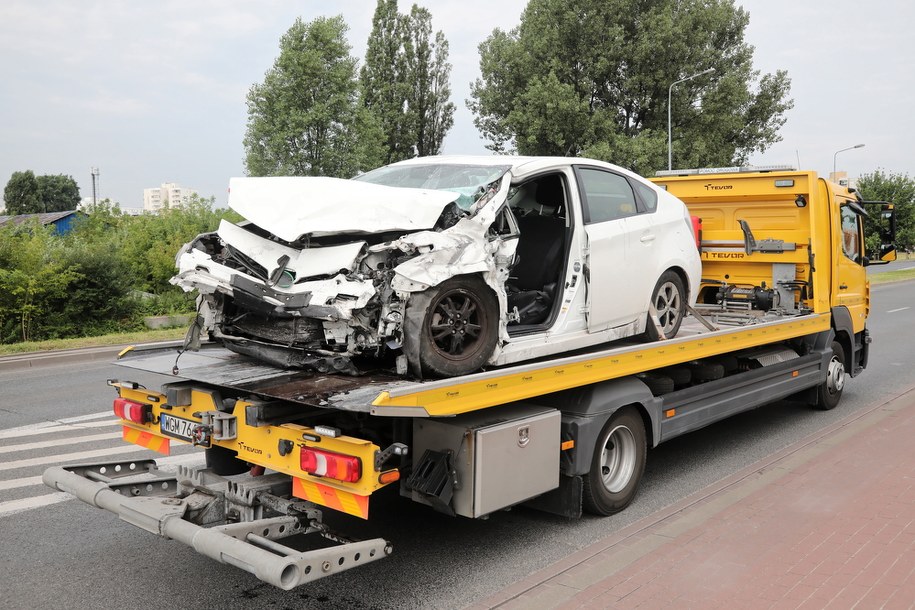 Śmiertelny wypadek na ulicy Rozwadowskiego w Warszawie (28.07.2021) /Wojciech Olkusnik  /PAP