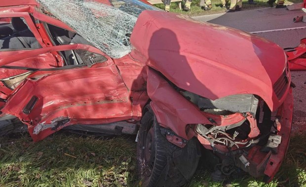 Śmiertelny wypadek pod Kielcami. Dwie osoby nie żyją, kolejne ranne