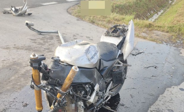 Śmiertelny wypadek w Płusach. Motocyklista zginął na miejscu