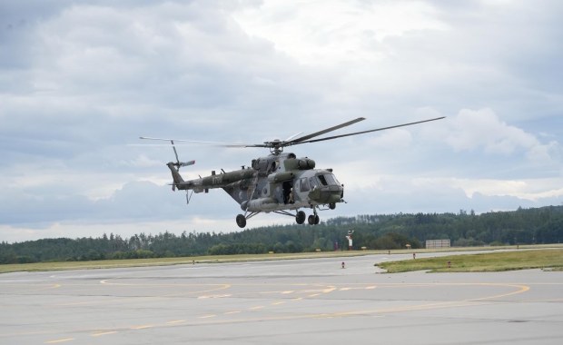 Śmigłowce z Czech są już w Polsce. Będą zwalczać rosyjskie drony