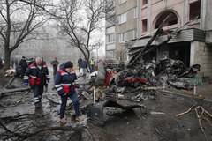 Śmigłowiec spadł przy przedszkolu pod Kijowem, w katastrofie zginęło kierownictwo MSW