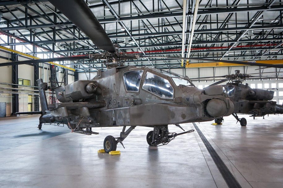 Śmigłowiec szturmowy AH-64D Apache /Mikołaj Kuras