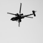 Śmigłowiec wojskowy rozbił się na targowisku w środku miasta