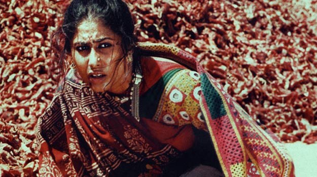 Smita Patil w filmie "Mircha Masala" (reż. Ketan Mehta) /materiały prasowe