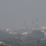 Smog dusi mieszkańców Krakowa. Miasto po 5 dniach przyznaje: Przekroczony 2. stopień alarmowy