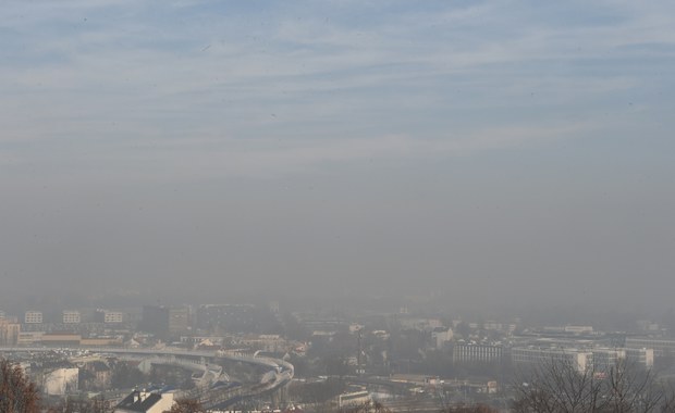 Smog na południu Polski. Fatalne powietrze m.in. w Krakowie czy w Katowicach 