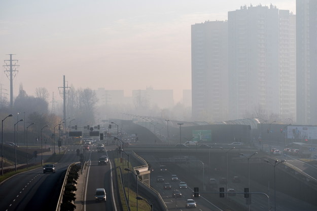 Rozpoczyna się sezon smogowy w Śląskiem. Odnotowano pierwsze przekroczenia
