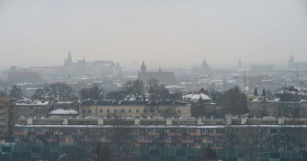 Smog w Krakowie /AFP