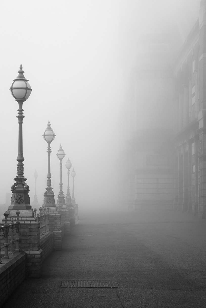 Smog w Londynie /Zdenek Dolezel /123RF/PICSEL