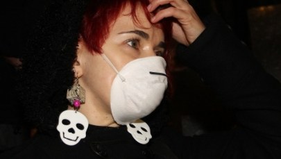 Smog w miastach. Jaka maska na rower i do biegania? Fora internetowe rozgrzane do czerwoności 