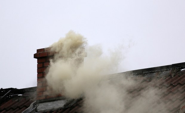 ​Smog w Polsce coraz mniej dotkliwy. "To głównie efekt pogody"