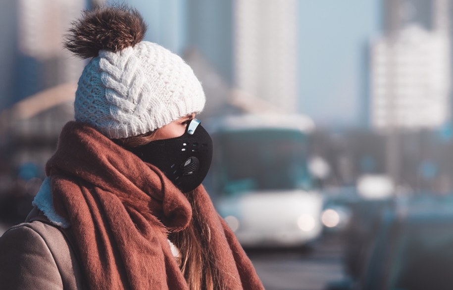 Alert RCB. ​Smog wisi nad Polską