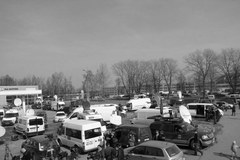 Smoleńskie lotnisko w dzień po tragedii - najnowsze zdjęcia z miejsca katastrofy