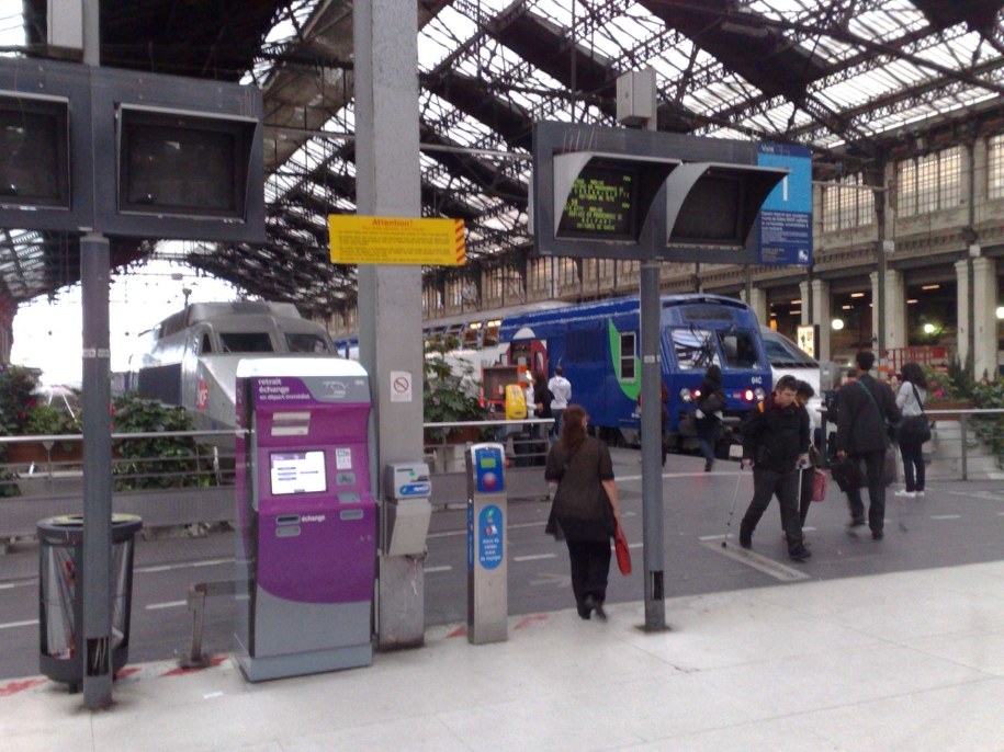 SMS-y zapobiegły chaosowi na francuskich dworcach /Marek Gładysz /RMF FM