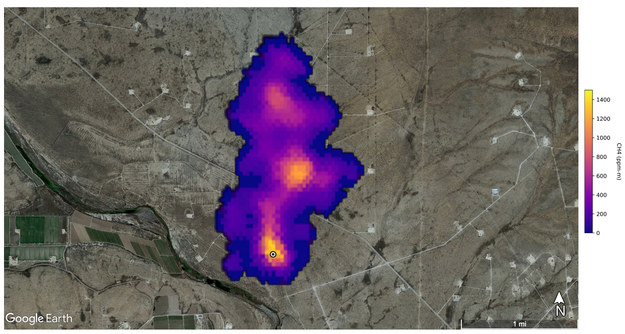 Smuga metanu zlokalizowana na południowym wschodzie od miasta Carlsbad w Nowym Meksyku. /NASA