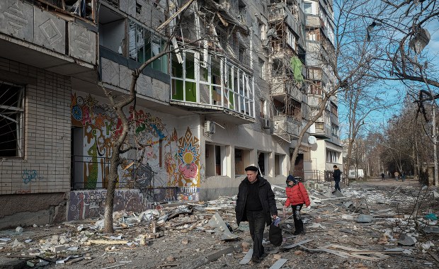 Snajperki i sanitariuszki. Grupa Wagnera chce rekrutować kobiety na front w Ukrainie