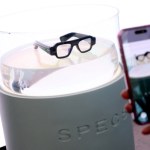 Snap staje do konkurencji z Apple i Metą. Prezentuje okulary, które mogą zastąpić smartfona