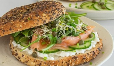 Сніданок, як з вишуканого ресторану. Легко приготувати вдома