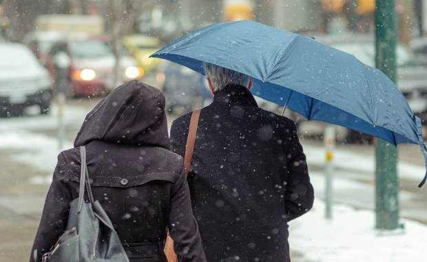 Śnieg, deszcz ze śniegiem i deszcz. Sprawdź prognozę na wtorek 