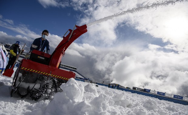 Śnieg się topi. World Snow Day przeniesiony z Równi Krupowej do parku