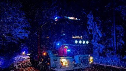 Śnieżyca paraliżuje Polskę. Ponad 41 tys. domów bez prądu