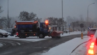 Śnieżyca sparaliżowała komunikację miejską w stolicy 