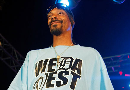Snoop Dogg jeszcze z wisiorkiem fot. Ethan Miller /Getty Images/Flash Press Media