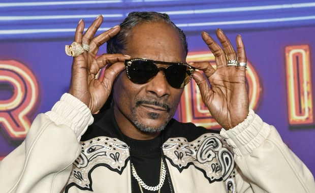 Snoop Dogg zamienia mikrofon na narty? Zaskakująca rola rapera na zimowych igrzyskach