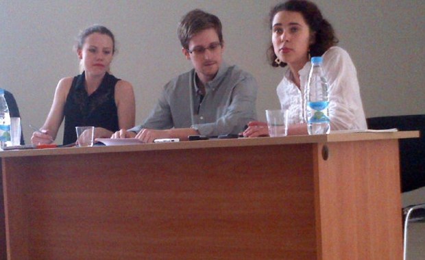 Snowden wstąpił do związku zawodowego mundurowych. "Jest jednym z nas"